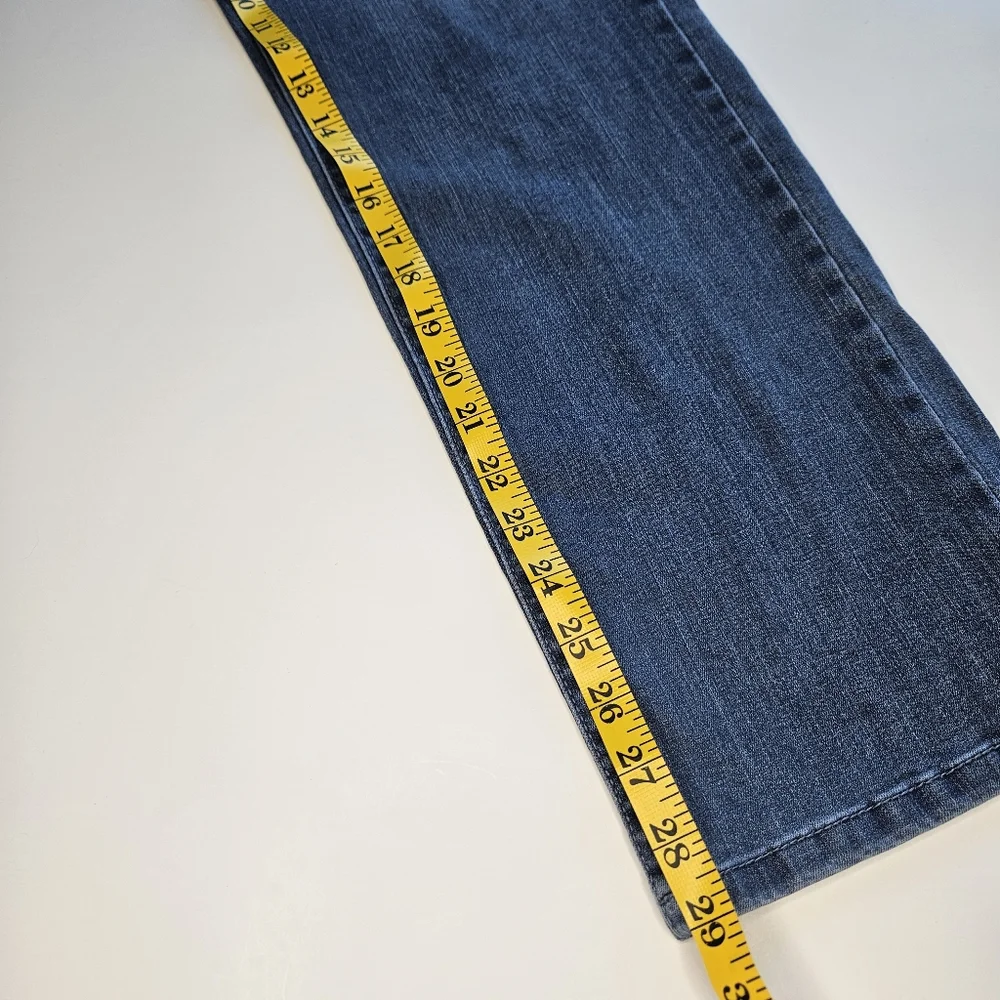 Buffalo David Bitton Alyssa medium wash hi rise straight leg stretch denim jeans